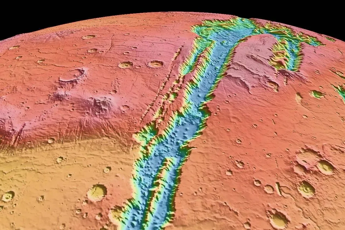 Карта высот в районе каньонов марсианской Долины Маринера. Фото © Wikipedia/NASA
